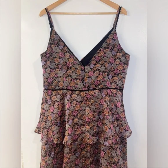 DB Studio floral print tiered ruffled dress in size 16 - Picture 2 of 5